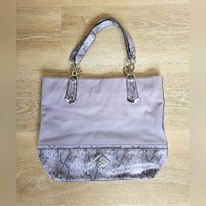 Simply Vera Vera Wang Lavendar/Lilac Purse
